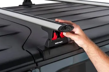 Rhino Rack Heavy Duty Fusskit/Vortex (2) mit Schnellverschluss.