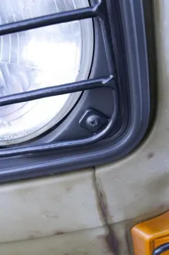 Lampenschutzgitter für Scheinwerfer Version „rund“ passend für VW Bus T3
