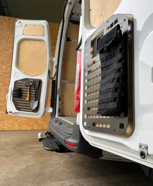 MOLLE Trägersystem Hecktür links unten MB Sprinter 907