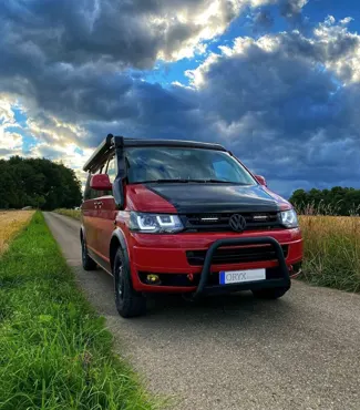 Kühlergrillhalter für Zusatzscheinwerfer für VW Bus T5 Facelift