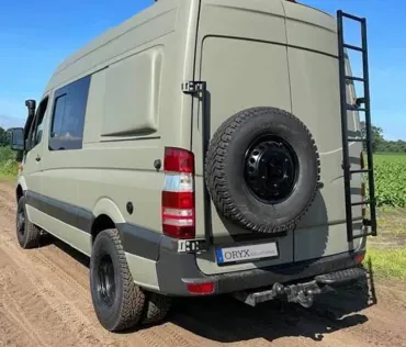 Reserveradträger Version „Zwillingbereifung“ für Mercedes Sprinter und VW Crafter