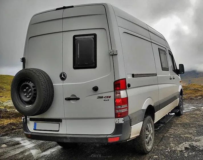 Reserveradträger für Mercedes Sprinter und VW Crafter