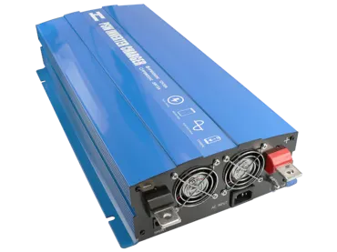Sinus-Wechselrichter mit Land Cruiser D Display 12 -> 230V 2’000 W