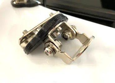 Klemmhalter für Zusatzscheinwerfer Antenne etc.