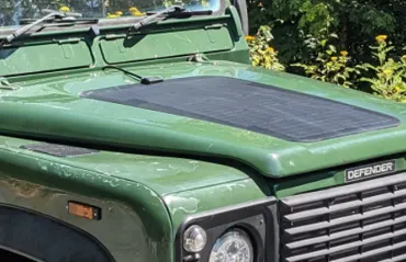 Motorhauben-Solarmodul „Oryx “ (65W) flexibel für Defender TDi + TD5
