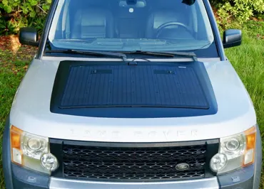 Motorhauben-Solarmodul „Oryx “ (110W) flexibel für Discovery 3 + 4