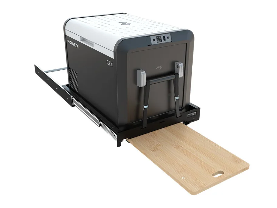 Dometic CFX3 55IM Tragbare Kompressorkühl- und -gefrierbox mit Eiswürfel-Funktion und Gepäckauszug / Kühlbox-Schiene