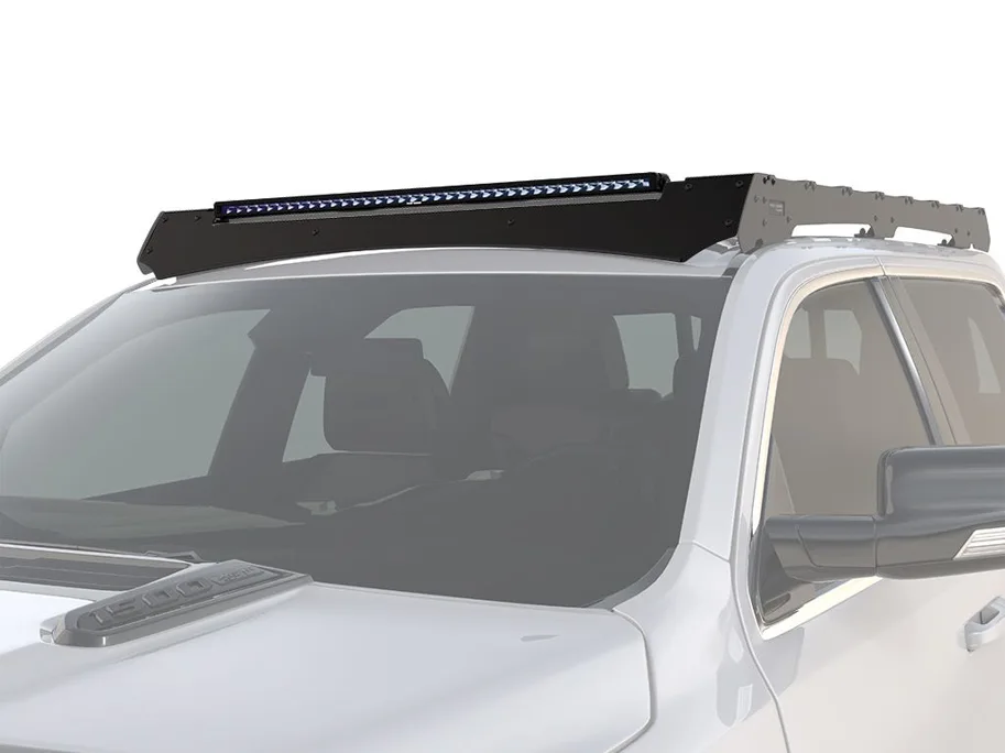 Front Runner RAM 1500 Crew Cab (2019 - Heute) Slimsport Dachträger 40in Zusatzscheinwerfer Windschutzverkleidung