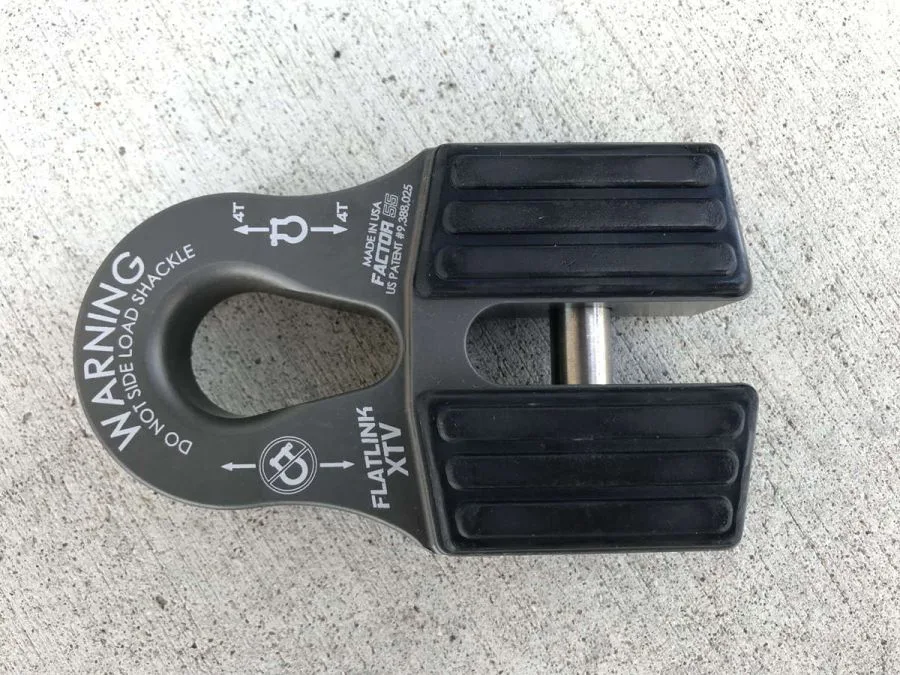 FACTOR 55'' FLATLINK XTV (ATV and UTV) WINCH SHACKLE MOUNT, GRAY