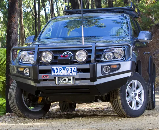 ARB Windenstossstange VW Amarok – `16 schwarz beschichtet, mit Parksensor
