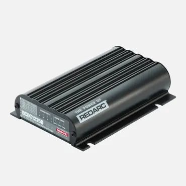 REDARC BCDC1225D, 12V 25A DC Batterieladegerät, MPPT Regulator