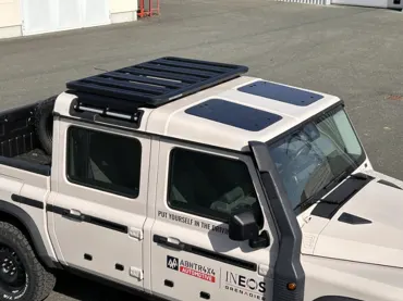 Rhino Rack Pioneer 6 Plattform Ineos Quartermaster 900 x 1430 mm, inkl. Backbone