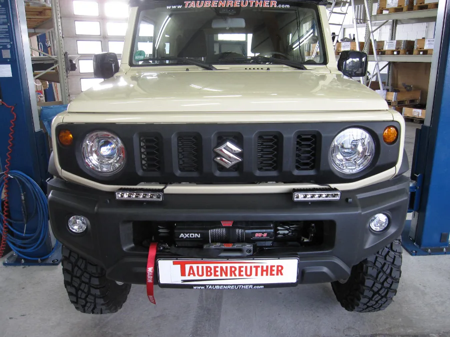 Scheinwerfer Set Suzuki Jimny GJab 18 inkl. OSRAM 2 Stk SX 180-SP