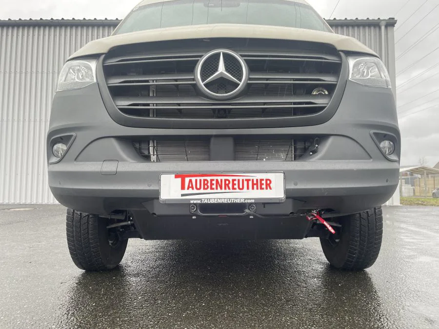 Seilwindenanbausatz Mercedes Sprinter 907 ab 22 inkl. V8500