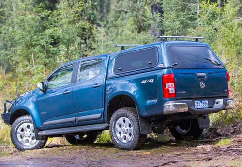 Touring Hardtop für Isuzu D-Max Doppelkabine 17-21 flach, glatt, seitliche Klappfenster