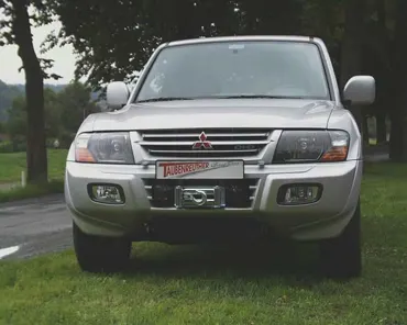 Windenanbausatz Pajero V60; V80 für CE-M8000