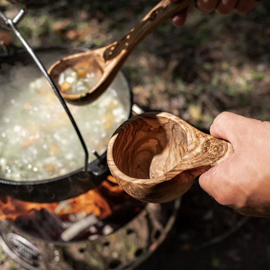 Petromax Kuksa Tasse aus Olivenholz