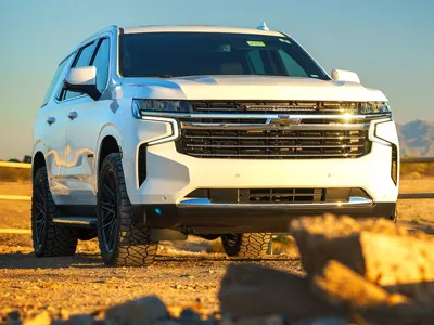 Lazer Lamps Kühlergrill-Kit Chevrolet Tahoe (2021-2022) & Suburban (2021-2024) inkl. Glide Standard