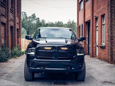 Lazer Lamps Kühlergrill-Kit Dodge RAM 1500 Classic (2013+) inkl. 2x Triple-R 750 Standard