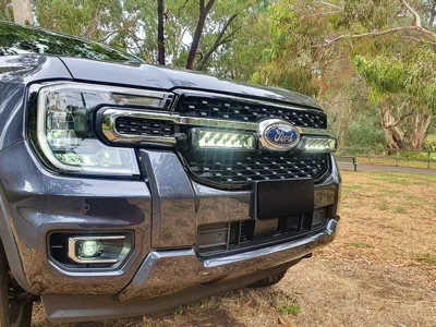 Lazer Lamps Kühlergrill-Kit Ford Ranger Limited (2023+) inkl. 2x Triple-R 850 Elite