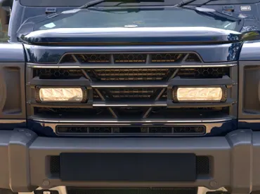 Lazer Lamps Kühlergrill-Kit Grenadier inkl. Triple-R 750 Elite