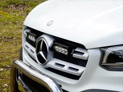 Lazer Lamps Kühlergrill-Kit Mercedes X-Klasse V6 (2017+) inkl. 2x ST4 Evolution