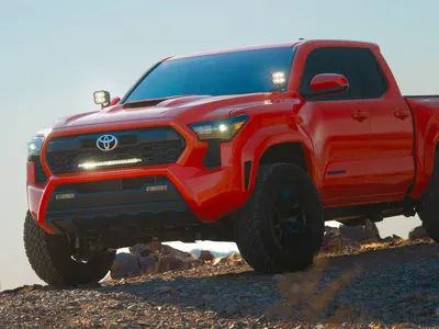 Lazer Lamps Kühlergrill-Kit Toyota Tacoma TRD 2024+ inkl. Linear-18 Elite DBL
