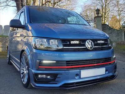 Lazer Lamps Kühlergrill-Kit VW T6 Highline/Trendline/Edition (2015-2018) inkl. 2x ST4 Evolution