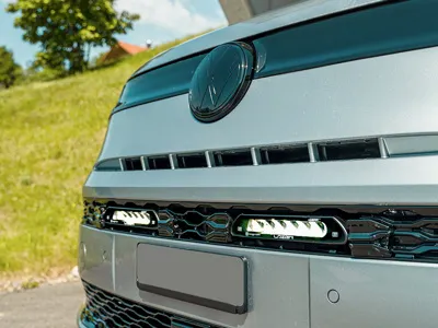Lazer Lamps Kühlergrill-Kit VW Transporter 7 inkl. Linear-6