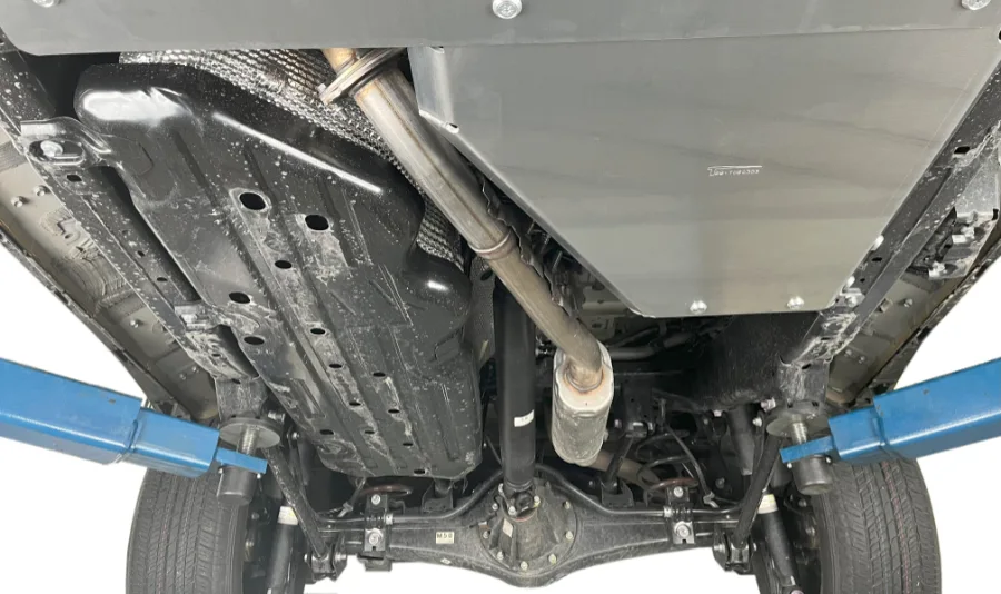 Unterfahrschutz Toyota Land Cruiser J250 Verteilergetriebe