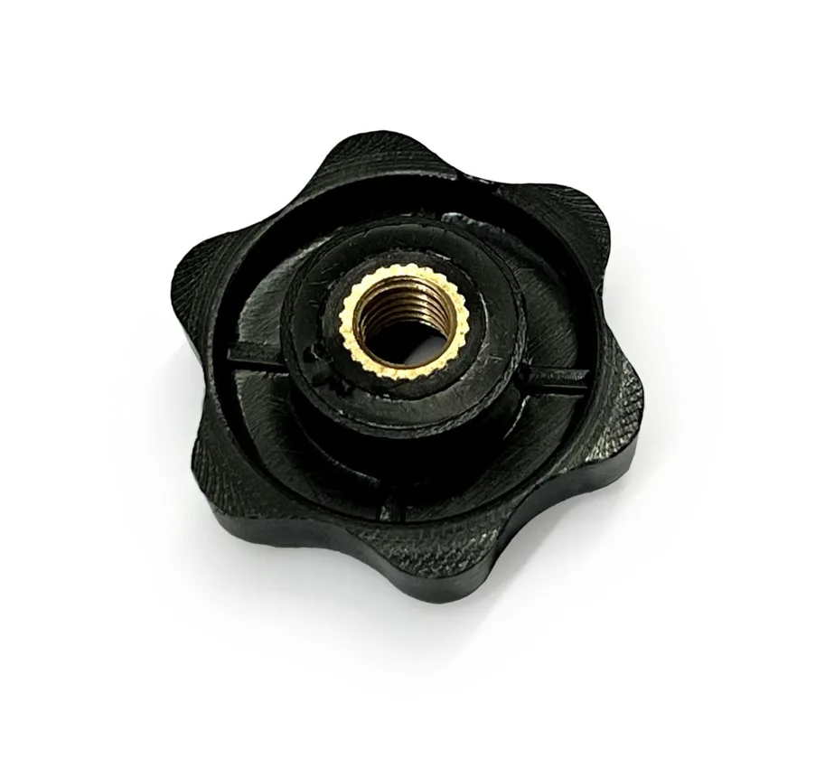 M6-Sterngriff Knebelmutter mit Durchgangsgewinde