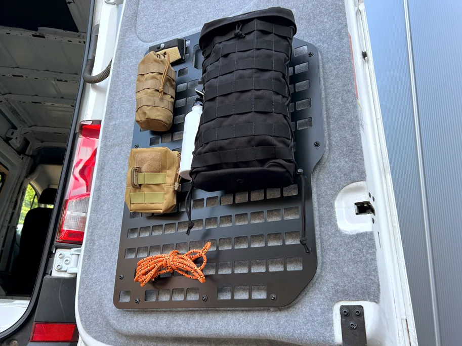 MOLLE-Trägersystem, Hecktür rechts, VW Crafter / MAN TGE