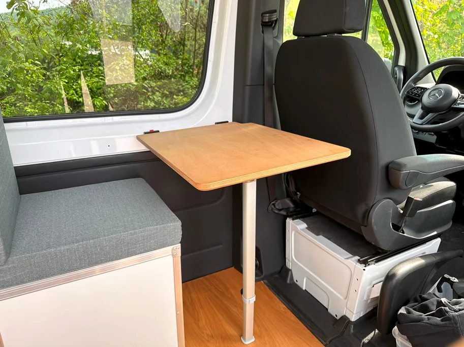 Tisch passend für MB Sprinter / VW Crafter