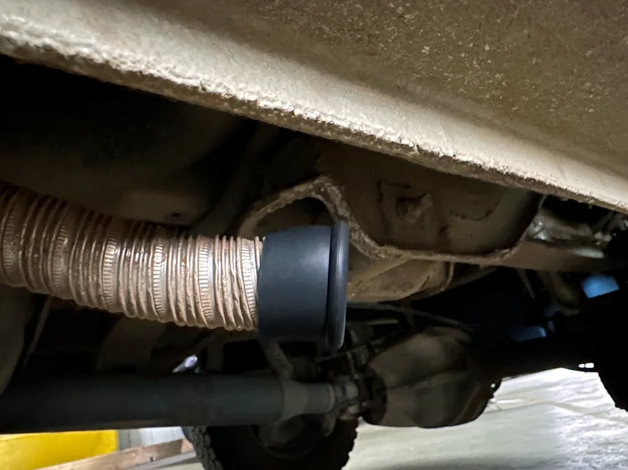 Safety Cover „Island“ für Abgasrohr der Standheizung, z.B. Planar, Autoterm, Eberspächer etc.