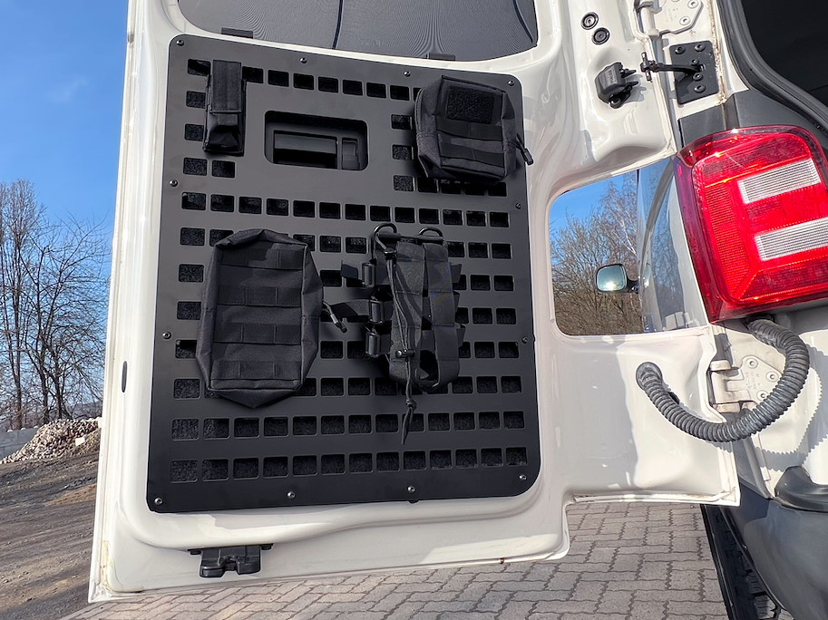 MOLLE-Trägersystem, Hecktür links, VW Bus T5 / T6