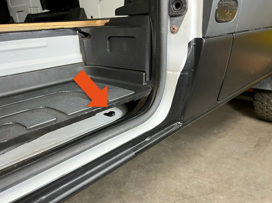 DustCover, Kunststoffschraube zum Verschliessen der Entwässerungsbohrung