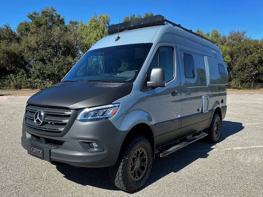 Haubenfolierungs-Set „schwarz matt, universell“