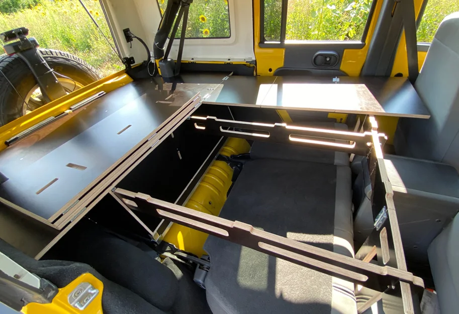 Möbel-Innenausbau-System „Black Canyon JK“, passend für Jeep Wrangler JK