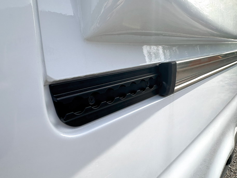 Airlineschienen-System rechts, für MB Sprinter L2