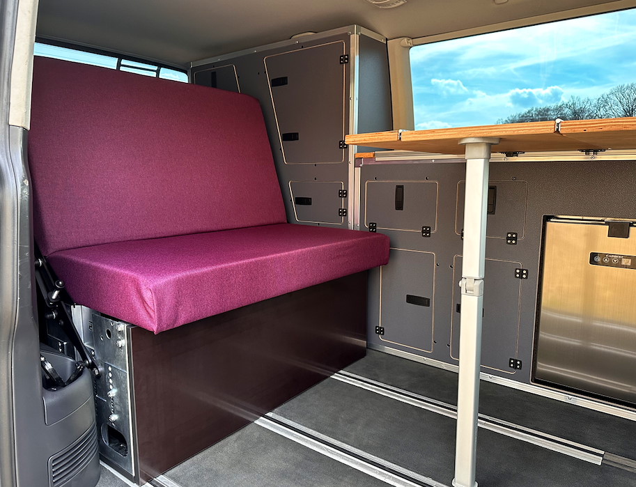 Schlafsitzbank, universell, in Breite und Höhe einstellbar