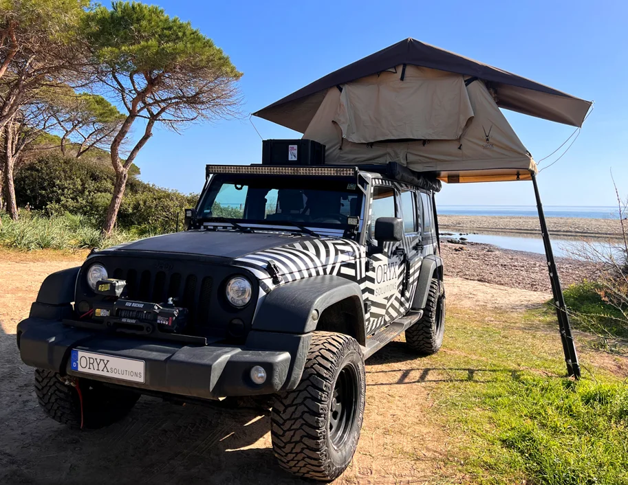 Motorhauben-Solarmodul „ORYX“ (100W), flexibel, für Jeep Wrangler JK