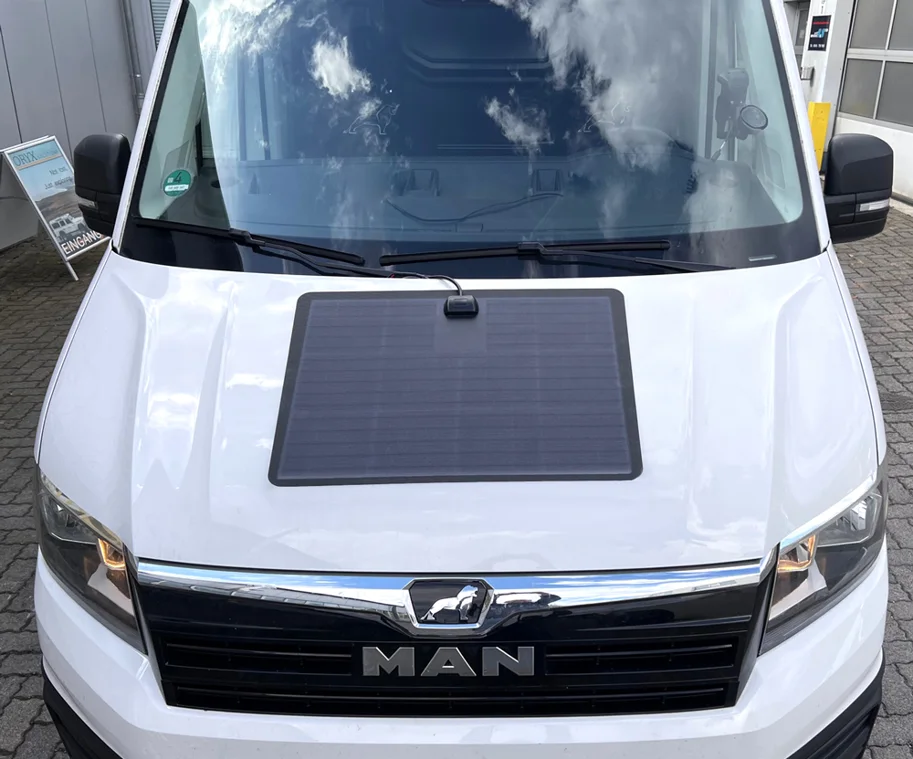Motorhauben-Solarmodul „ORYX“ (60W), flexibel, für VW Crafter und MAN TGE