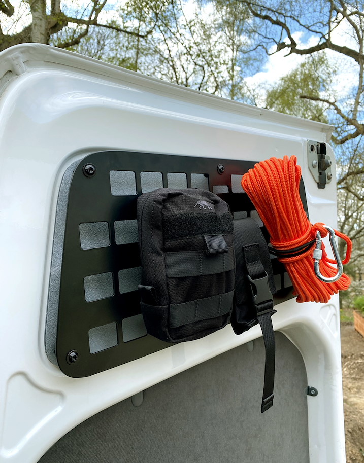 MOLLE-Trägersystem, Hecktür oben, MB Sprinter / VW Crafter