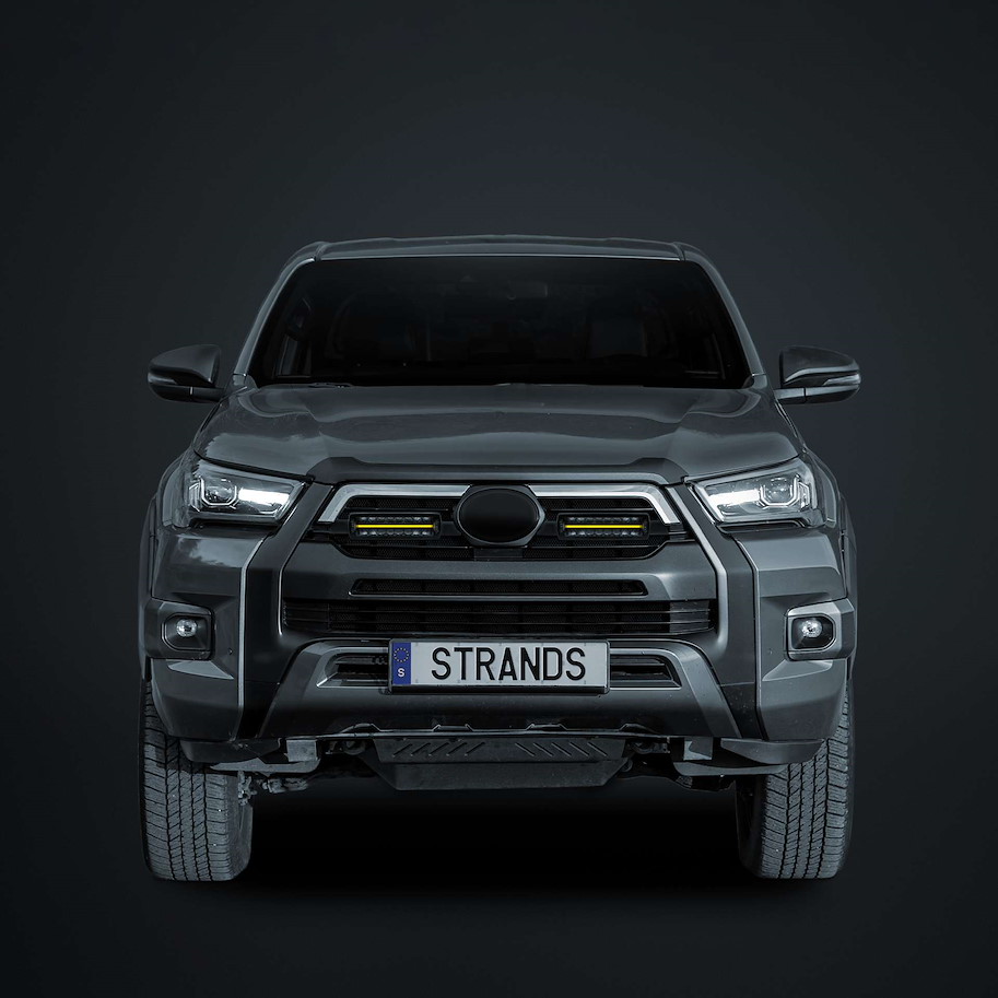 horntools Strands Light Kit Toyota Hilux Invincible - 2021-heute - mit Siberia XPA DR 8"