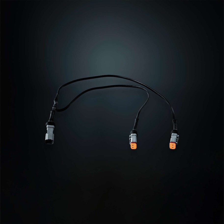Strands Lighting DT-SPLIT 2+1