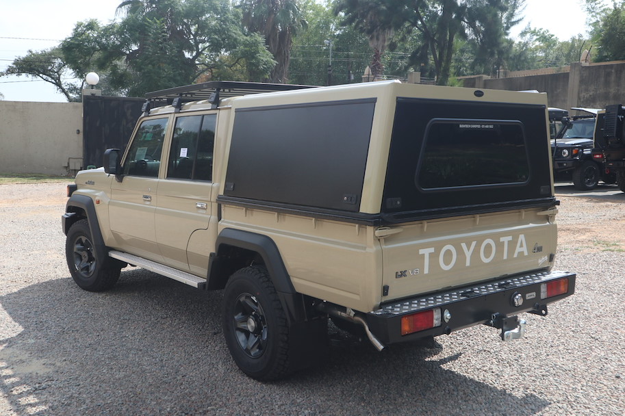 Bushtech Hardtop Toyota Land Cruiser 79 Doppelkabine Aluminium glatt nicht isoliert ohne LED-Licht Dunkelgrau Schwarz
