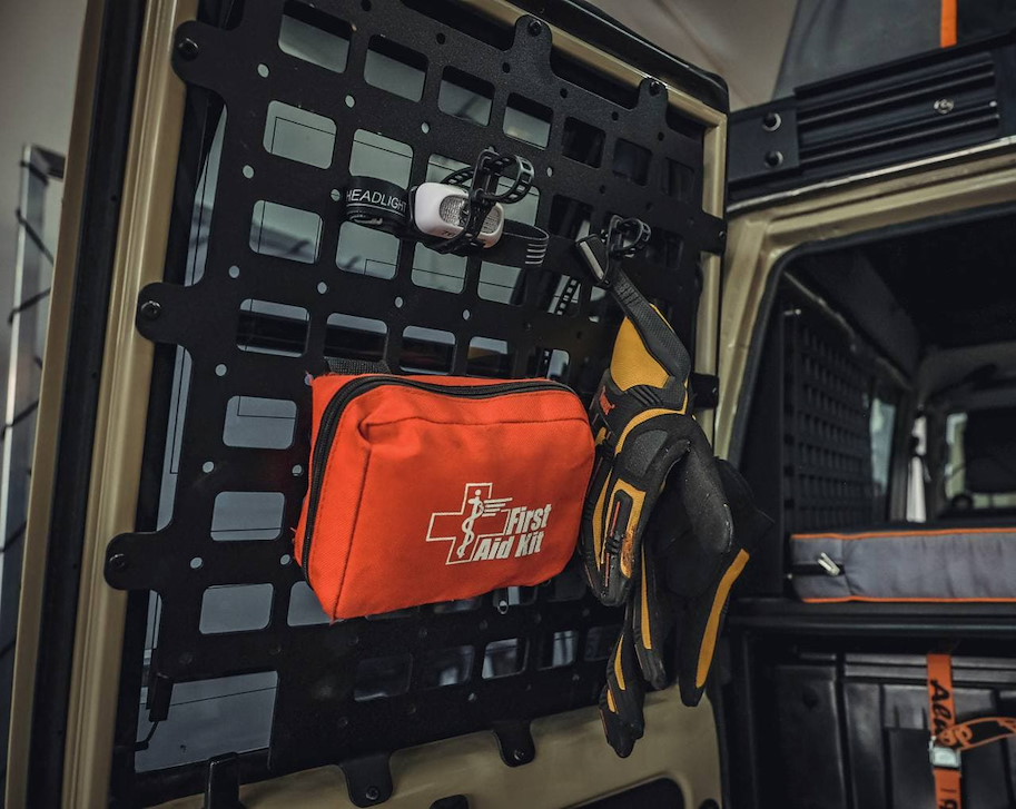 Alu-Cab Hubdach Molle Platte Land Cruiser 76 (bis 2024) (2 Stück)
