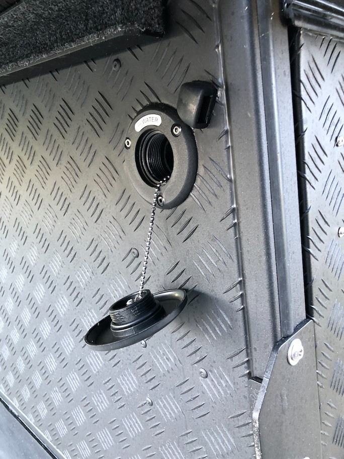Alu-Cab Wassertank Einfüllstutzen + Deckel für Khaya Camper
