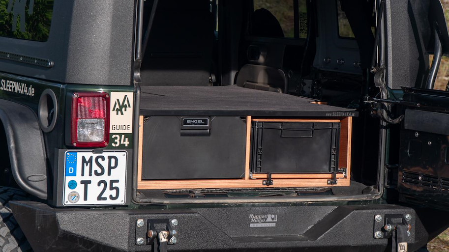 Sleep'n 4x4 - Jeep Wrangler JKU - Schlafausbau Sleeper