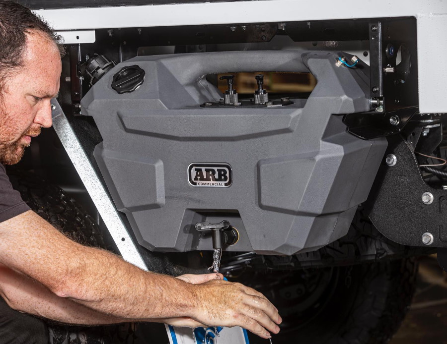 ARB Frontier Wash Station Kanister 28 ltr für Flatbed und Pritschenfahrzeuge